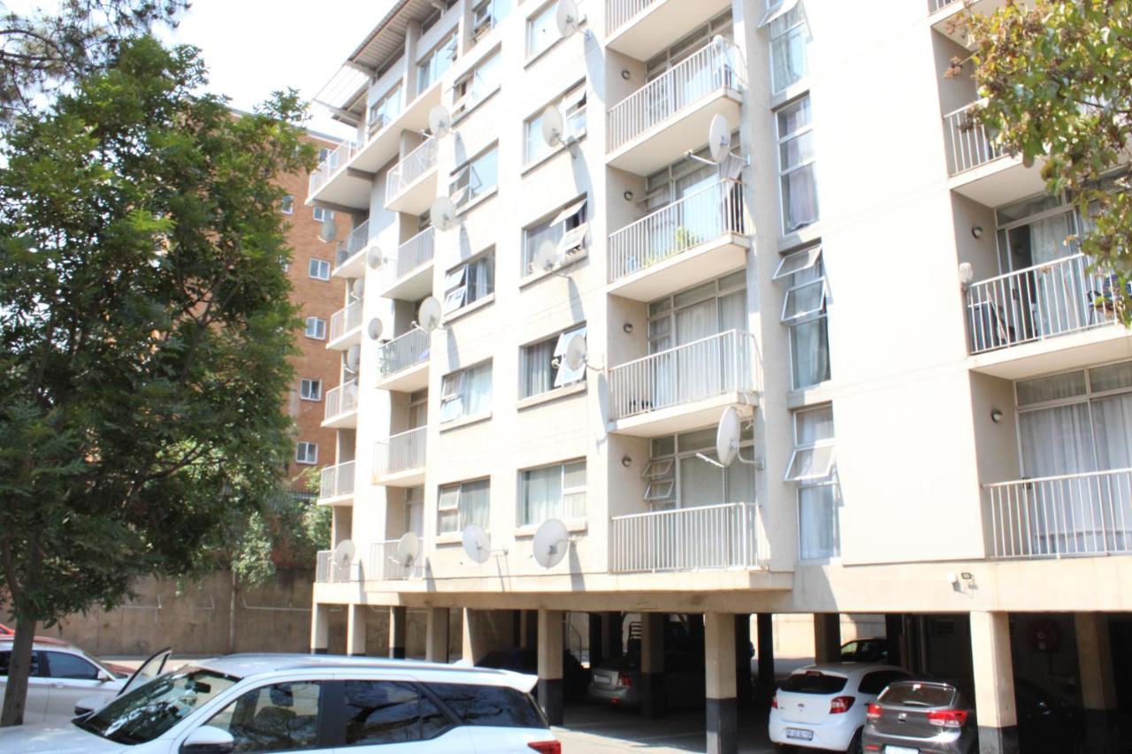 Smart And Cozy Studio With Netflix And Showmax Pretoria-Noord Dış mekan fotoğraf
