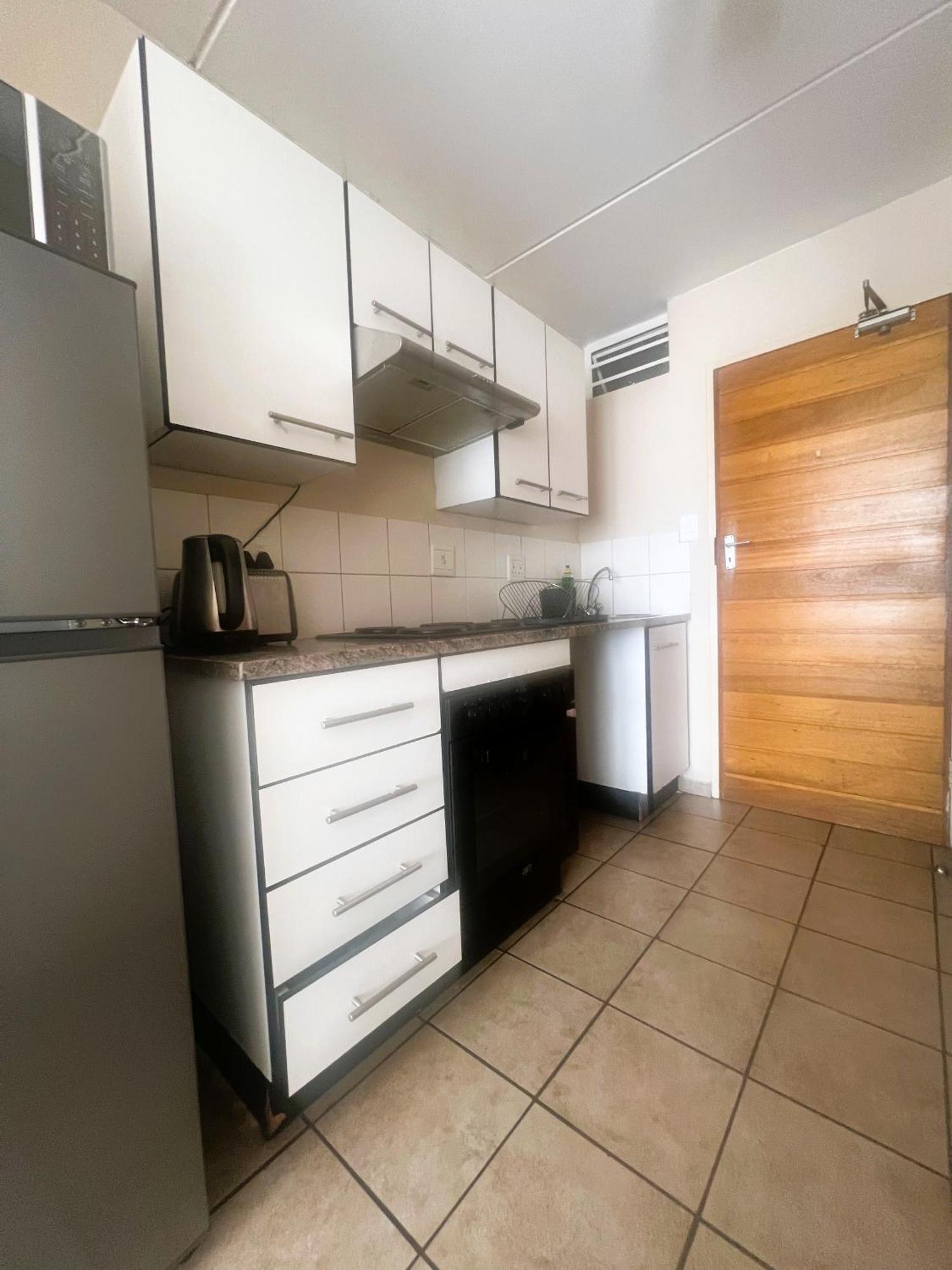 Smart And Cozy Studio With Netflix And Showmax Pretoria-Noord Dış mekan fotoğraf