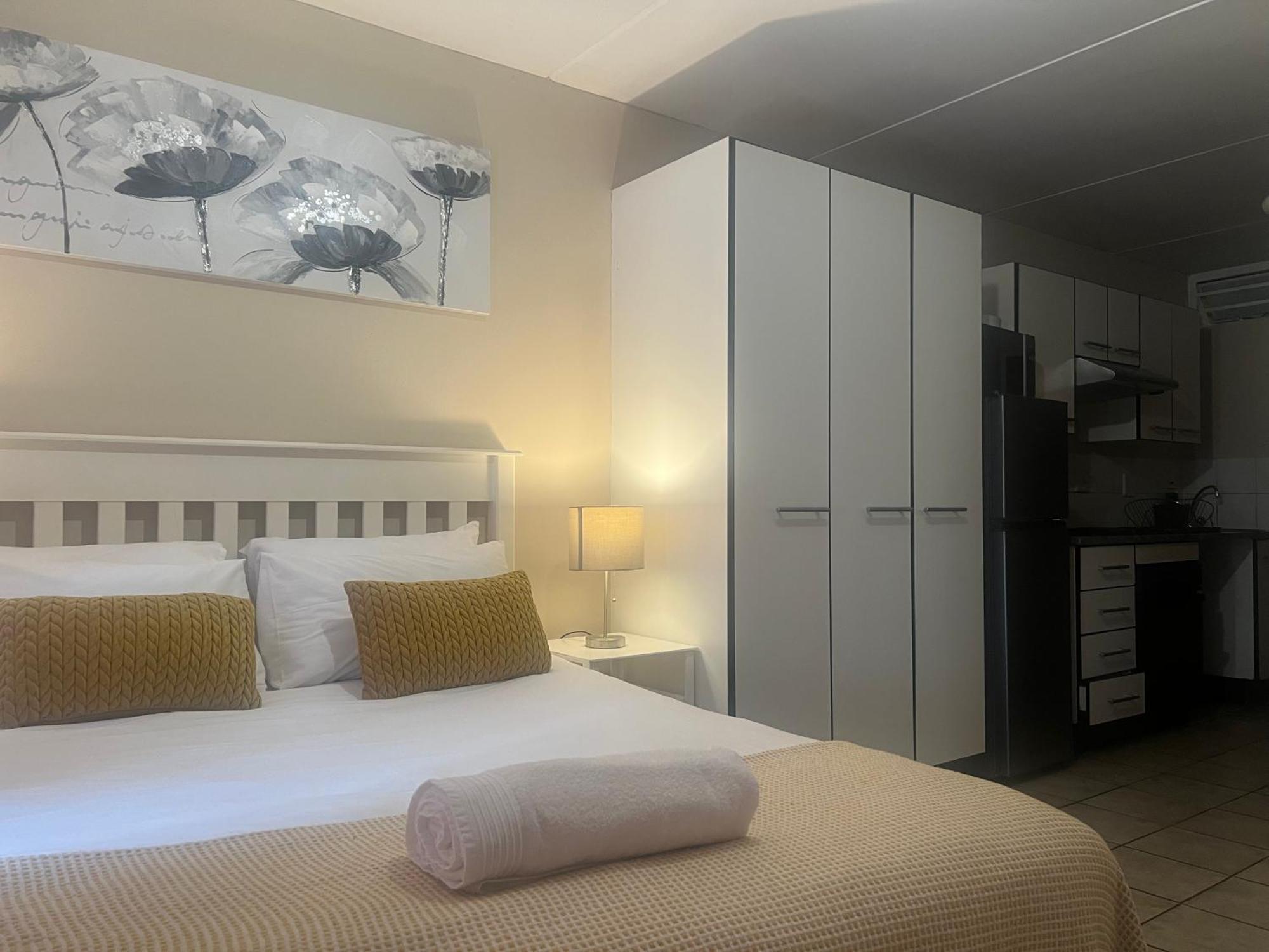 Smart And Cozy Studio With Netflix And Showmax Pretoria-Noord Dış mekan fotoğraf